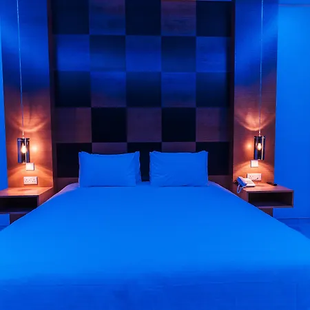 Vrachia & - Adults Only Aparthotel