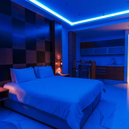 Vrachia & - Adults Only Aparthotel