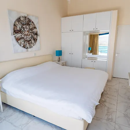 Aparthotel Vrachia & - Adults Only Kissonerga