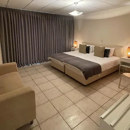 Vrachia & - Adults Only Aparthotel