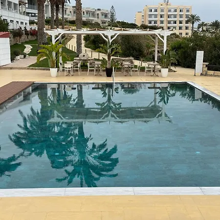 Vrachia & - Adults Only Aparthotel