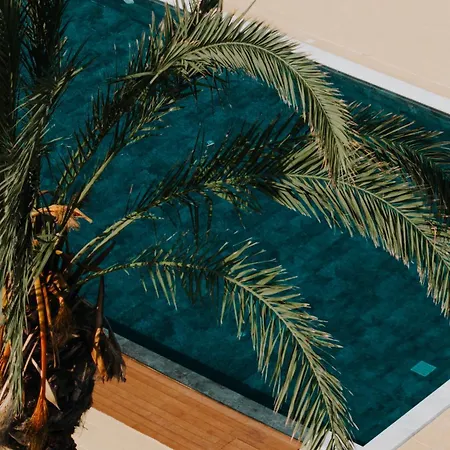 Vrachia & - Adults Only Hotel apartamentowy 3*