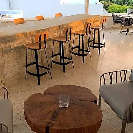 Aparthotel Vrachia & - Adults Only Kissonerga