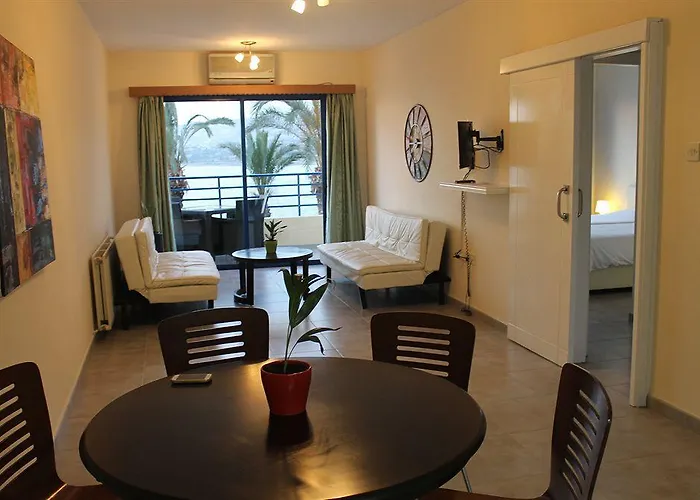 Vrachia & - Adults Only 3* Kissonerga