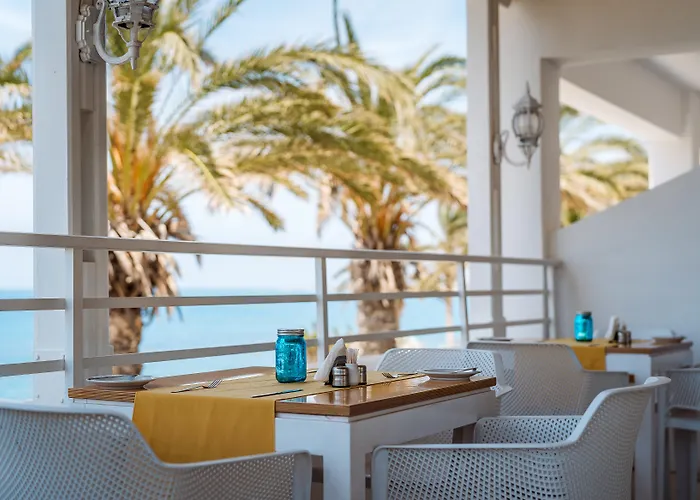 Lejlighedshotel Vrachia & - Adults Only