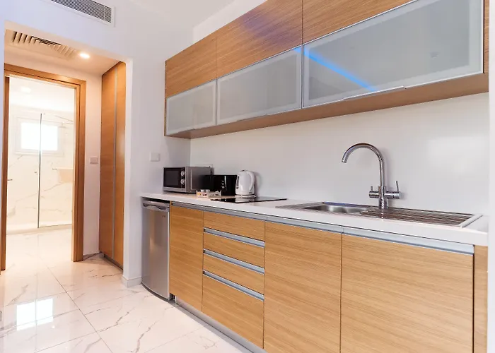 アパートホテル Vrachia & - Adults Only 3*