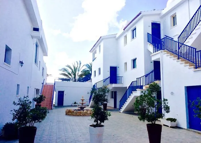 Lejlighedshotel Vrachia & - Adults Only Kissonerga