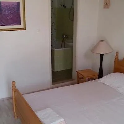 Vrachia & - Adults Only